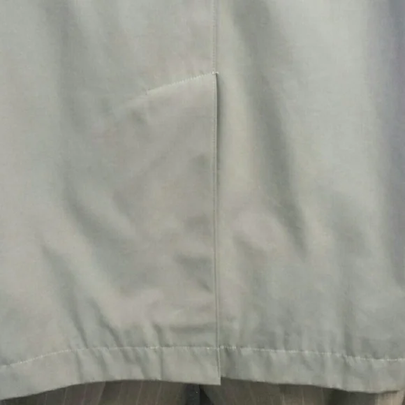 Barneys New York Rain Coat Olive XL